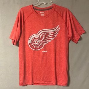Men’s Reebok Detroit Red Wings Winged Wheel Large Short Sleeve Tee Shirt